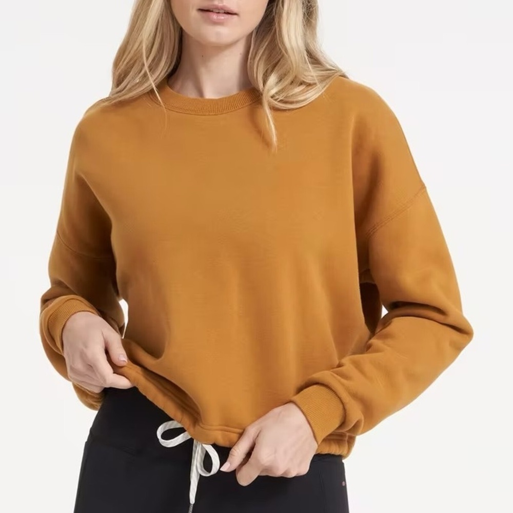 Vuori Restore Crewneck Sweatshirt Wheat Burnt Orange Large?